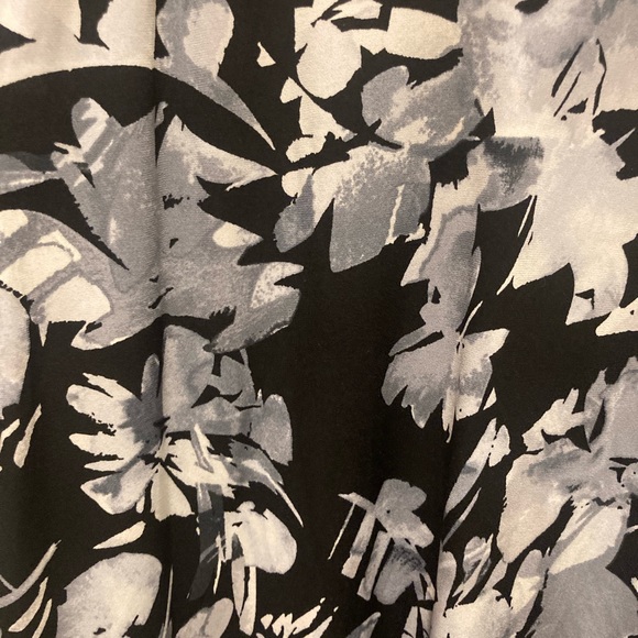 Calvin Klein Women's V-Neck Printed Chiffon Sleeve Blouse XL - Picture 5 of 7